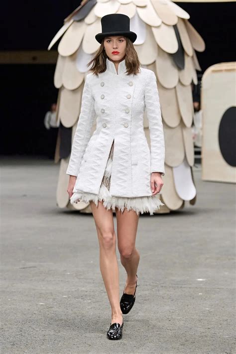 Chanel spring summer dresses